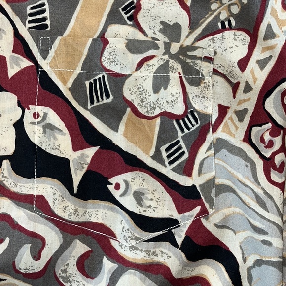 Island  traditions of Hawaii. Mens short sleeve shirt. L. Beige,black maroon., - Picture 4 of 6